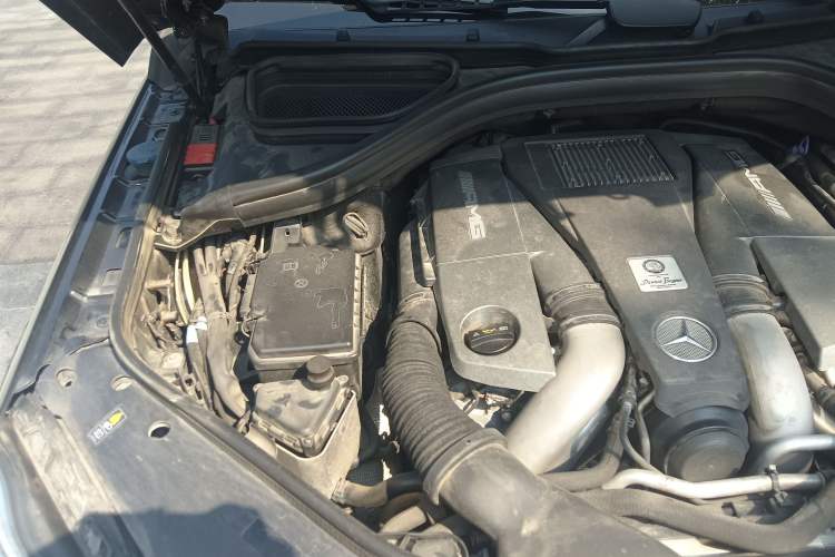Used Mercedes-Benz GL-Class AMG 2014 AMG GL 63 Engine Bay Right