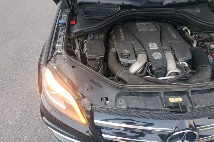 Used Mercedes-Benz GL-Class AMG 2014 AMG GL 63 Engine Bay Right
