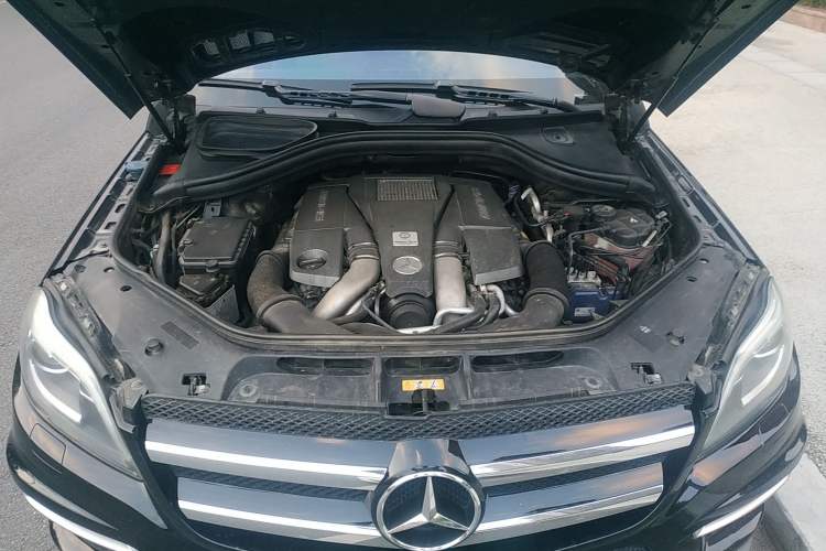 Used Mercedes-Benz GL-Class AMG 2014 AMG GL 63 Engine Bay