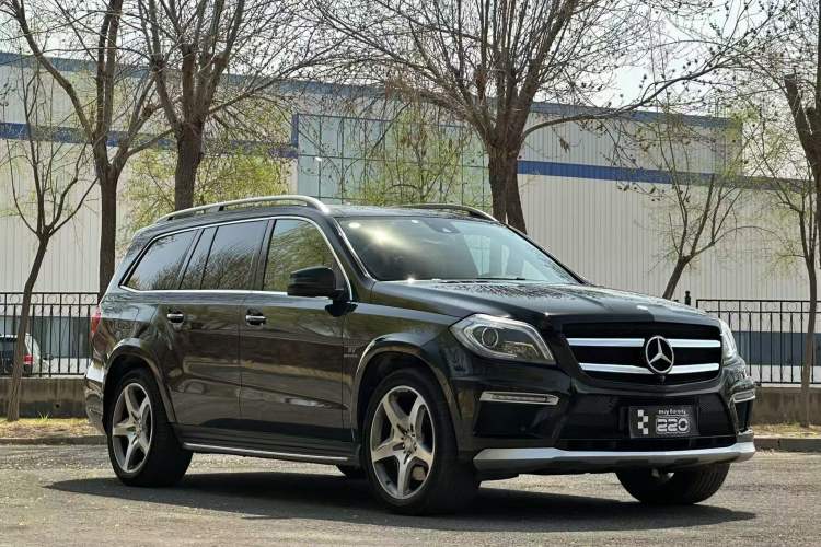 Used Mercedes-Benz GL-Class AMG 2014 AMG GL 63 Exterior 2