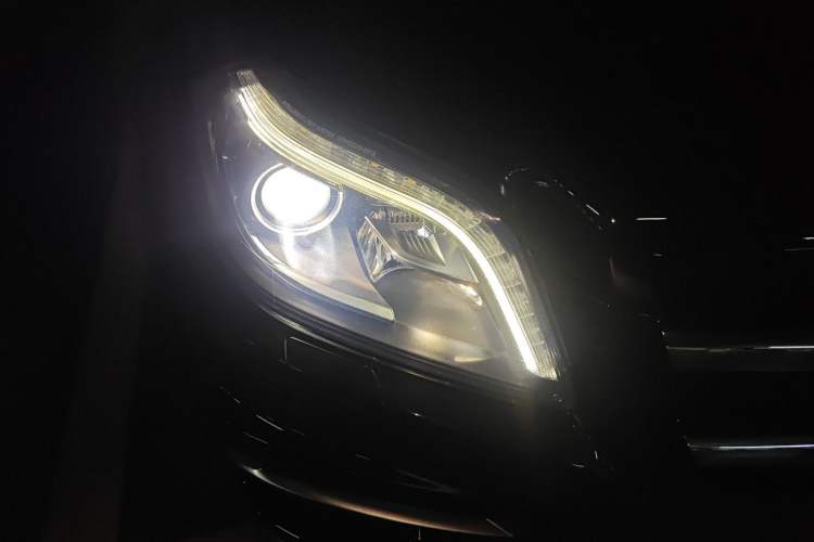 Used Mercedes-Benz GL-Class AMG 2014 AMG GL 63 Exterior 3