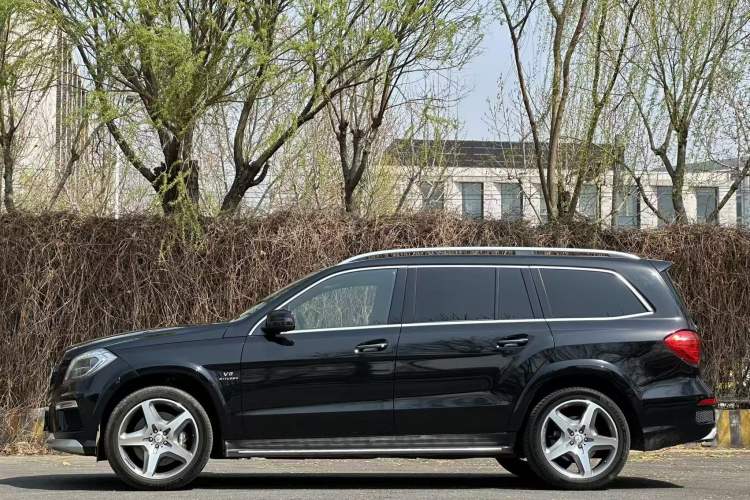 Used Mercedes-Benz GL-Class AMG 2014 AMG GL 63 Exterior 3