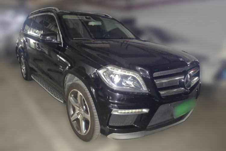 Used Mercedes-Benz GL-Class AMG 2014 AMG GL 63 Front Right 45 Deg