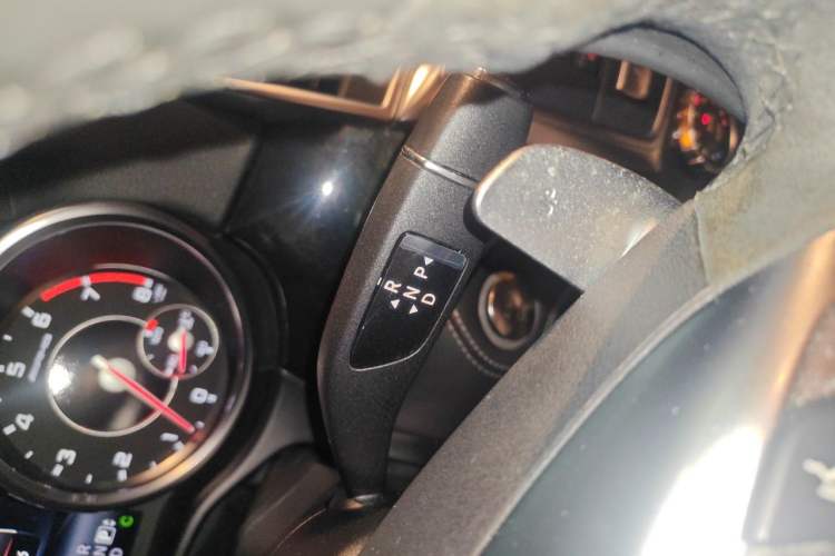 Used Mercedes-Benz GL-Class AMG 2014 AMG GL 63 Gear Lever