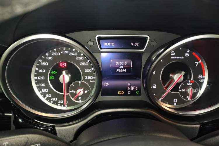 Used Mercedes-Benz GL-Class AMG 2014 AMG GL 63 Instrument Cluster