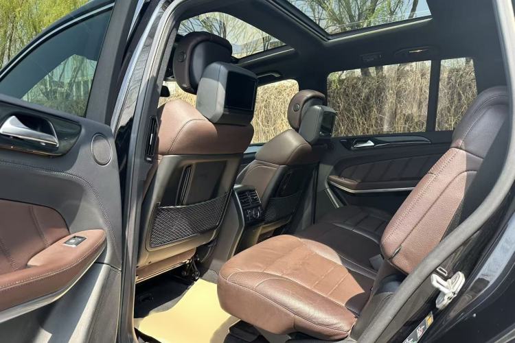 Used Mercedes-Benz GL-Class AMG 2014 AMG GL 63 Interior 3
