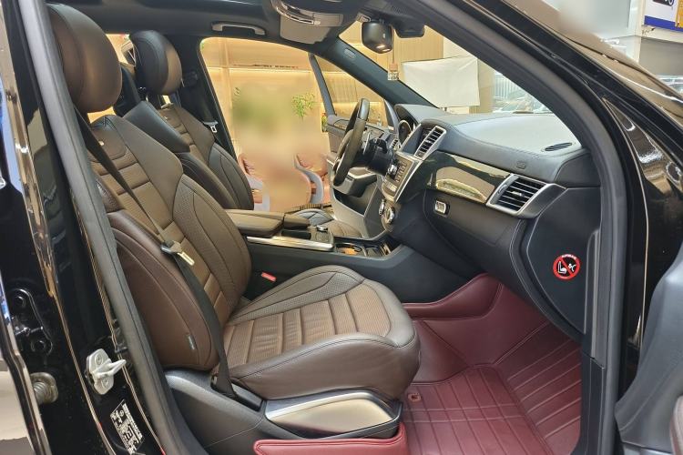 Used Mercedes-Benz GL-Class AMG 2014 AMG GL 63 Interior 6