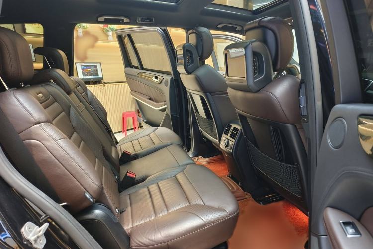 Used Mercedes-Benz GL-Class AMG 2014 AMG GL 63 Interior 7