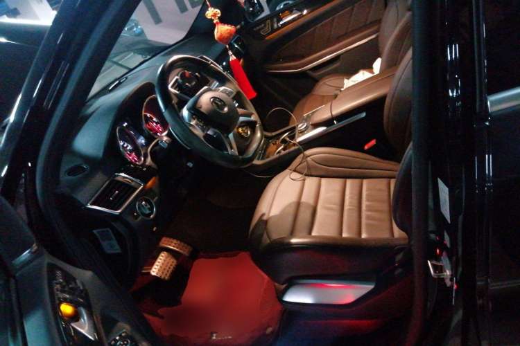 Used Mercedes-Benz GL-Class AMG 2014 AMG GL 63 Left Front Seat