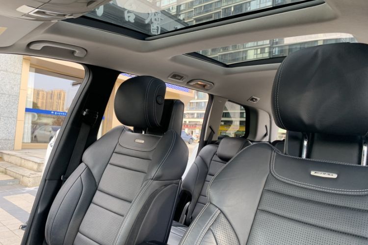 Used Mercedes-Benz GL-Class AMG 2014 AMG GL 63 Interior 11