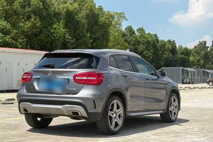 Used Mercedes-Benz GLA 2015 GLA 260 4MATIC Sport Edition Exterior 5