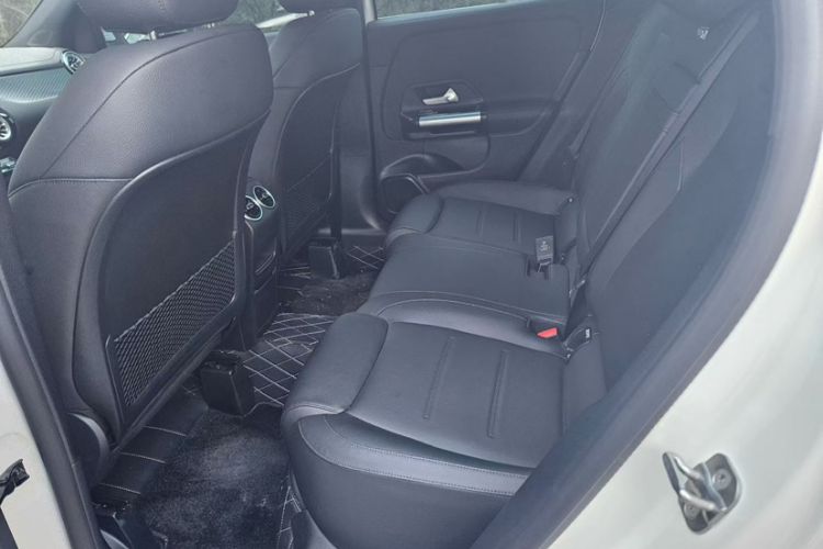 Used Mercedes-Benz GLA 2025 GLA 220 Interior 3