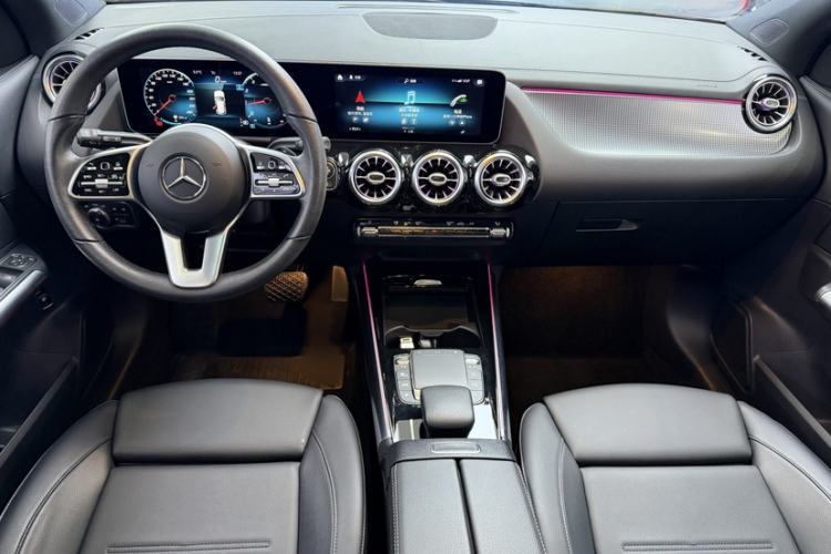 Used Mercedes-Benz GLA 2020 GLA 200 Interior 1