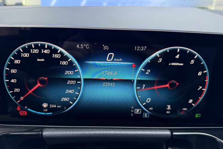 Used Mercedes-Benz GLA 2020 GLA 200 Odometer Close Up