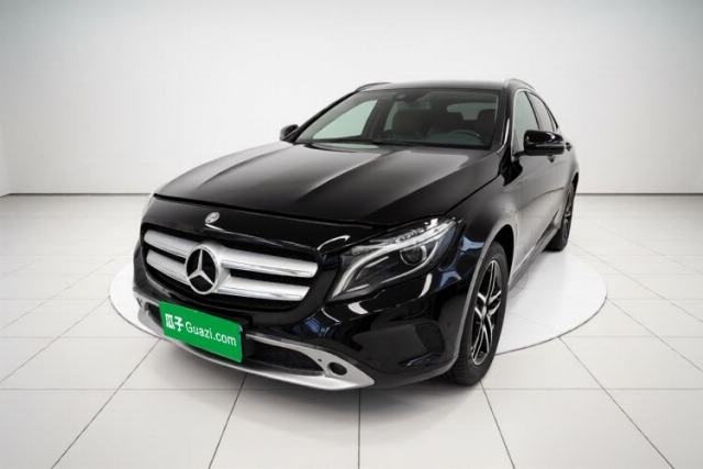 Used Mercedes-Benz GLA 2015 GLA 220 4MATIC Fashion Model