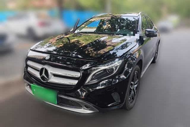 Used Mercedes-Benz GLA 2015 GLA 220 4MATIC Fashion Model