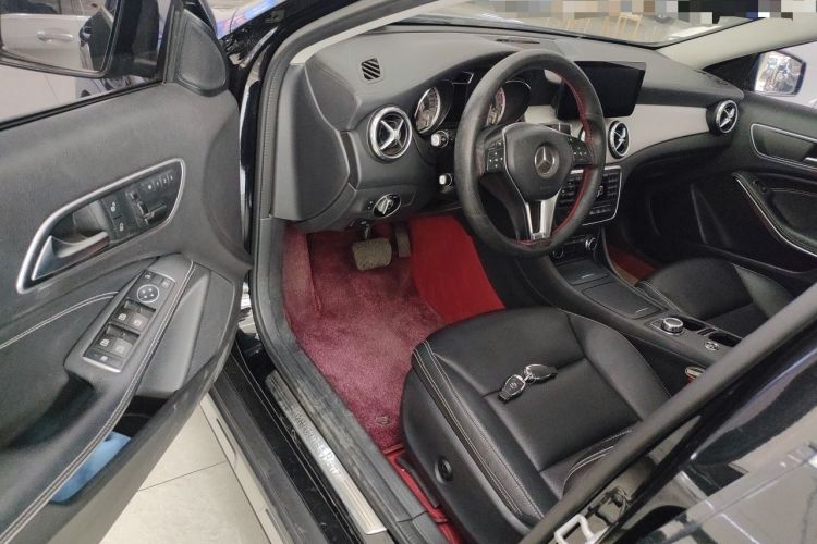 Used Mercedes-Benz GLA 2015 GLA 200 Fashion Model Driver Seat