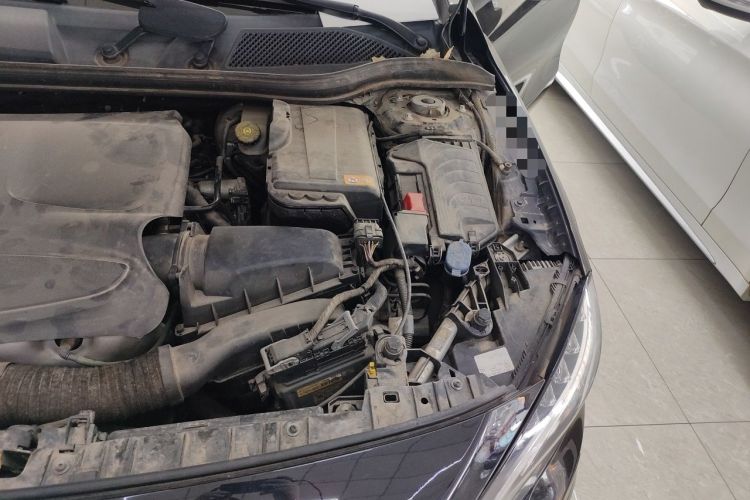 Used Mercedes-Benz GLA 2015 GLA 200 Fashion Model Engine Bay Left