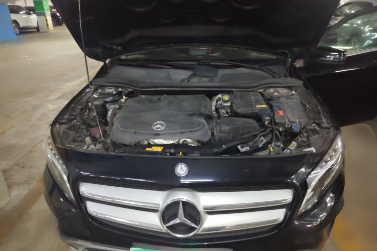 Used Mercedes-Benz GLA 2015 GLA 200 Fashion Model Engine Bay