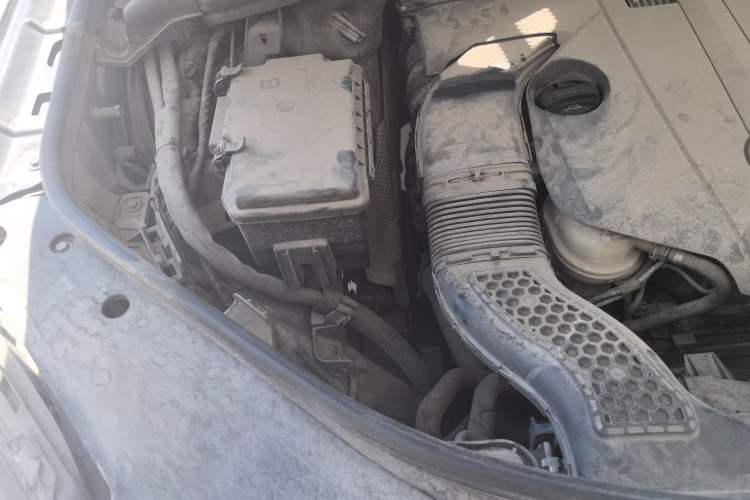 Used Mercedes-Benz GLA  Engine Bay Right