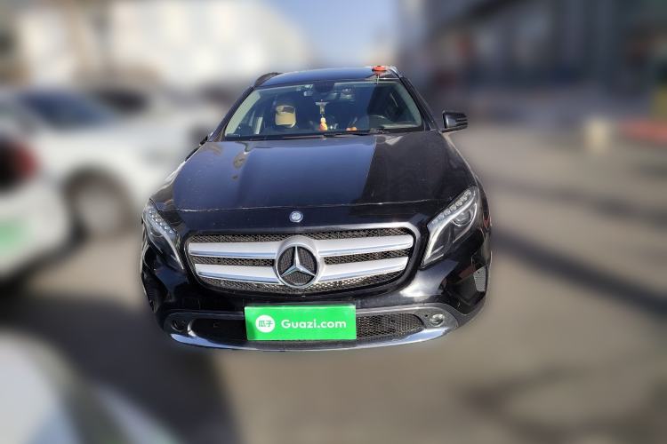 Used Mercedes-Benz GLA 2015 GLA 220 4MATIC Luxury Model Front