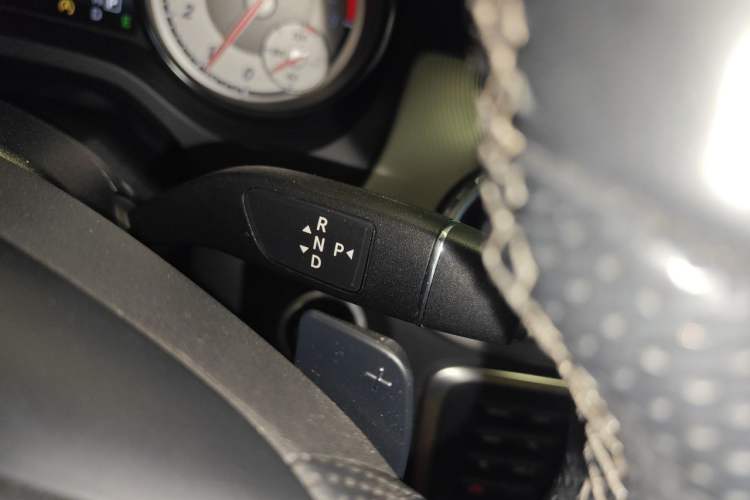 Used Mercedes-Benz GLA 2015 GLA 200 Fashion Model Gear Lever