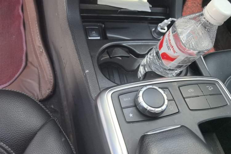 Used Mercedes-Benz GLA  Gear Lever