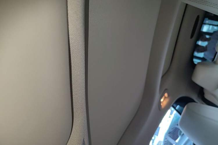Used Mercedes-Benz GLA 2015 GLA 220 4MATIC Luxury Model Headliner