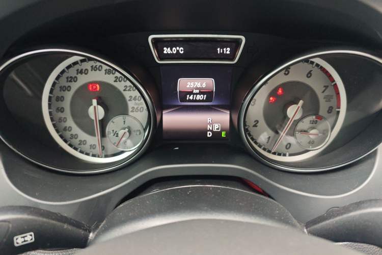 Used Mercedes-Benz GLA 2015 GLA 220 4MATIC Fashion Model Instrument Cluster