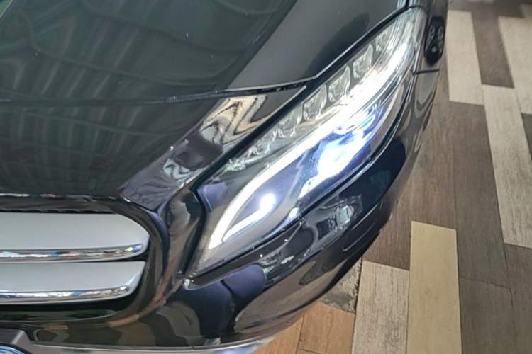 Used Mercedes-Benz GLA 2015 GLA 220 4MATIC Luxury Model Left Front Headlight
