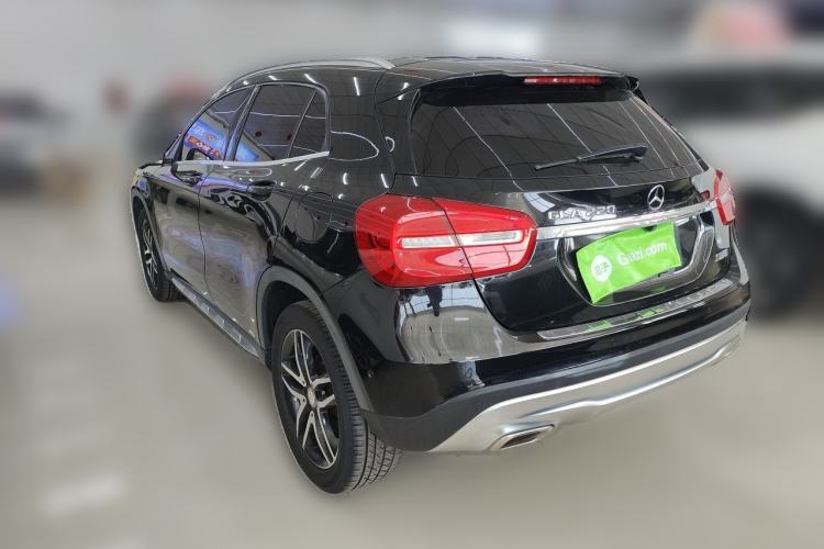 Used Mercedes-Benz GLA 2015 GLA 200 Fashion Model Rear Left 45 Deg