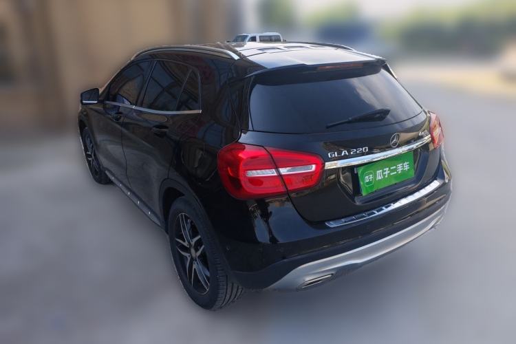 Used Mercedes-Benz GLA 2015 GLA 220 4MATIC Fashion Model Rear Left 45 Deg