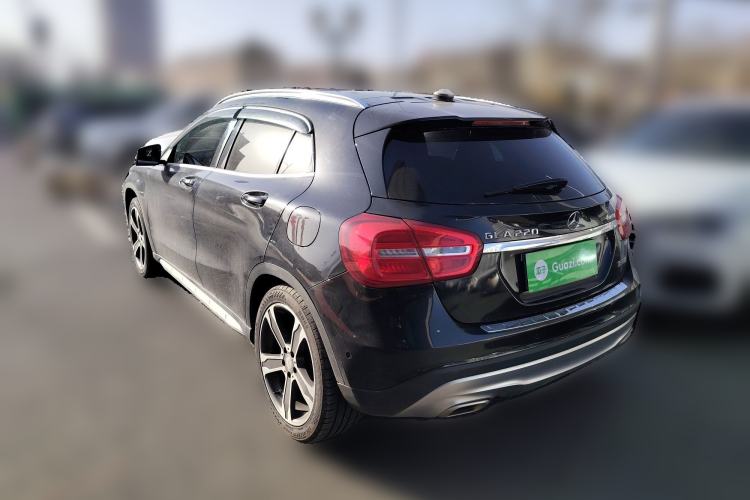 Used Mercedes-Benz GLA 2015 GLA 220 4MATIC Luxury Model Rear Left 45 Deg