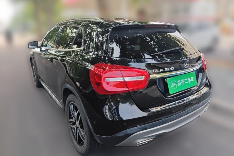 Used Mercedes-Benz GLA 2015 GLA 220 4MATIC Fashion Model Rear Left 45 Deg