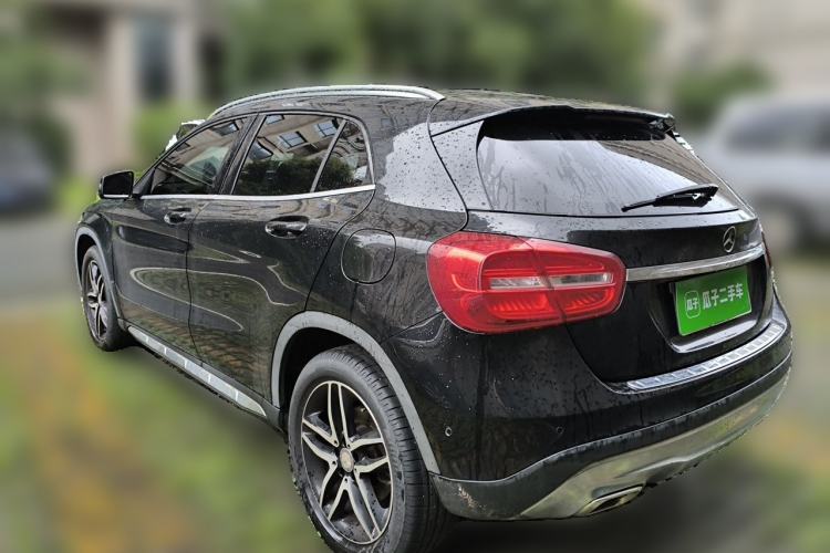 Used Mercedes-Benz GLA 2015 GLA 200 Fashion Model Rear Left 45 Deg