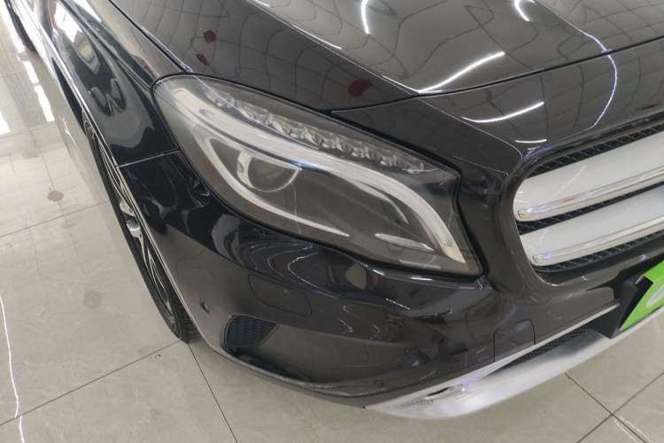 Used Mercedes-Benz GLA 2015 GLA 200 Fashion Model Right Front Headlight