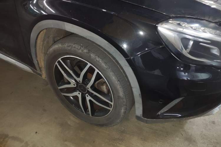 Used Mercedes-Benz GLA 2015 GLA 200 Fashion Model Right Front Wheel Hub