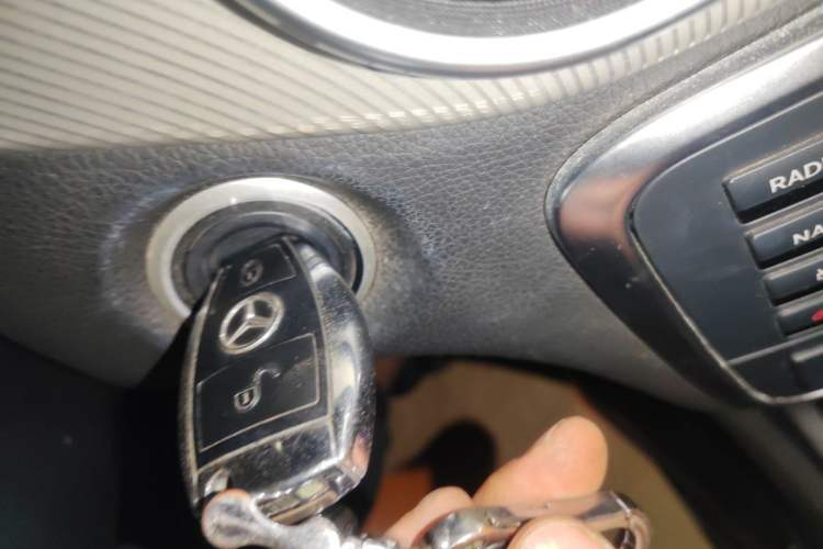 Used Mercedes-Benz GLA 2015 GLA 220 4MATIC Fashion Model Vehicle Key