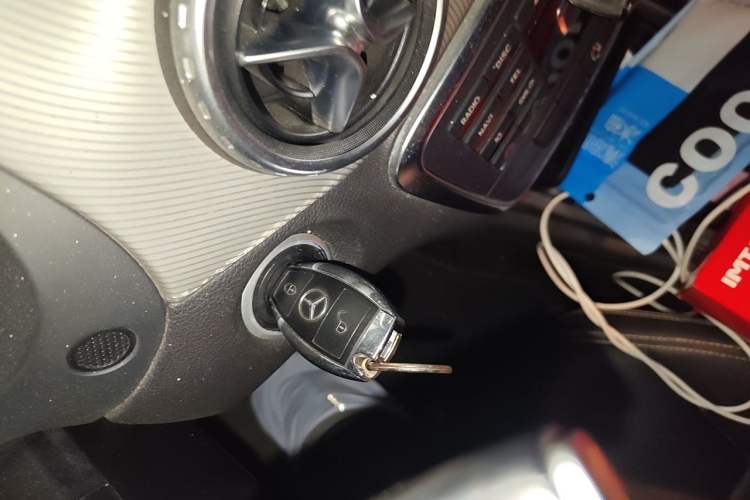 Used Mercedes-Benz GLA 2015 GLA 200 Fashion Model Vehicle Key