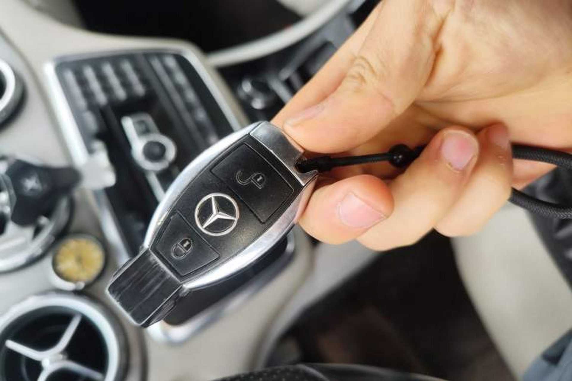 Used Mercedes-Benz GLA 2015 GLA 220 4MATIC Fashion Model Vehicle Key