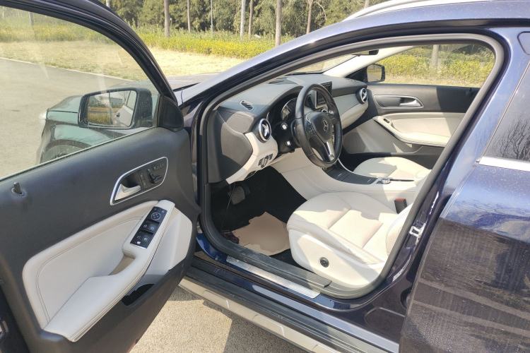 Used Mercedes-Benz GLA 2015 GLA 200 Fashion Model Driver Seat