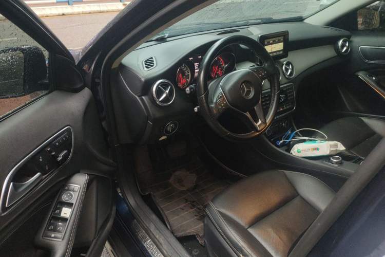 Used Mercedes-Benz GLA 2015 GLA 200 Fashion Model Driver Seat