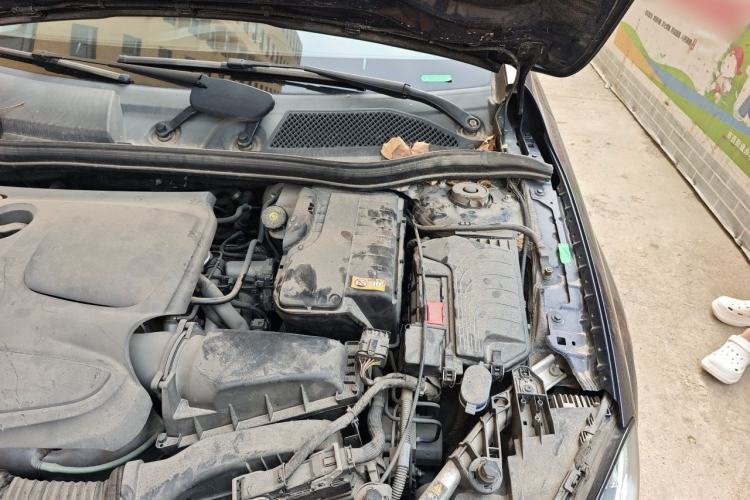 Used Mercedes-Benz GLA 2015 GLA 200 Fashion Model Engine Bay Left