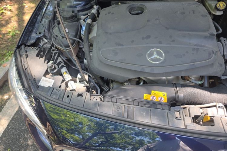 Used Mercedes-Benz GLA 2015 GLA 200 Fashion Model Engine Bay Right