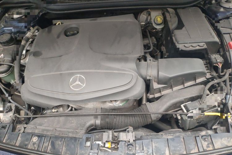 Used Mercedes-Benz GLA 2015 GLA 200 Fashion Model Engine Bay