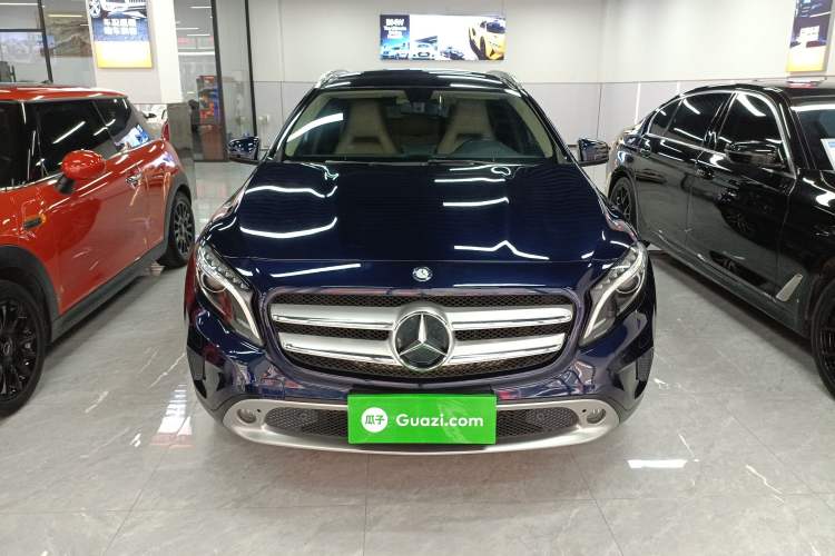 Used Mercedes-Benz GLA 2015 GLA 200 Fashion Model Exterior 1