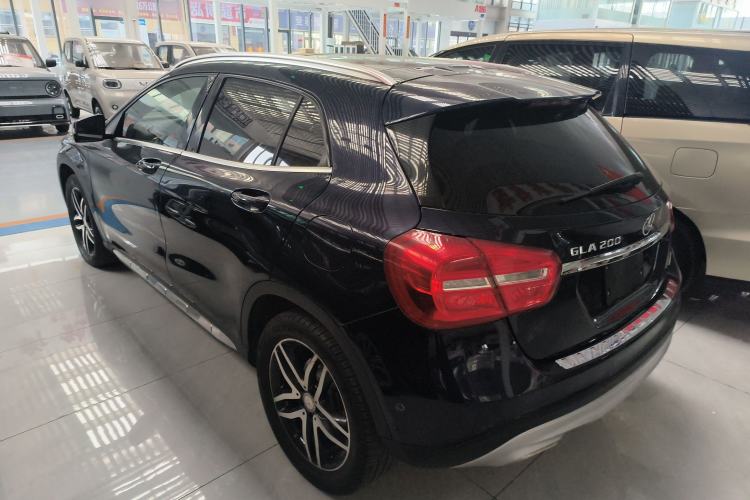 Used Mercedes-Benz GLA 2015 GLA 200 Fashion Model Exterior 2