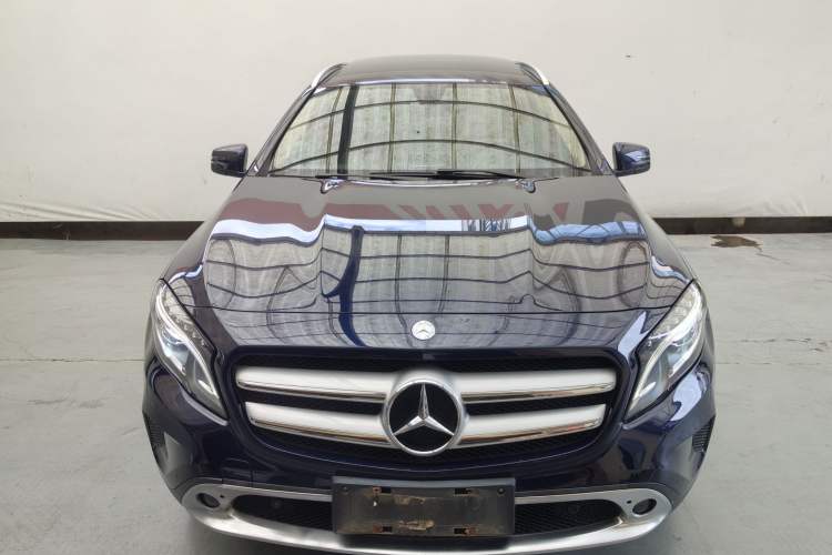 Used Mercedes-Benz GLA 2015 GLA 220 4MATIC Luxury Model Exterior 3
