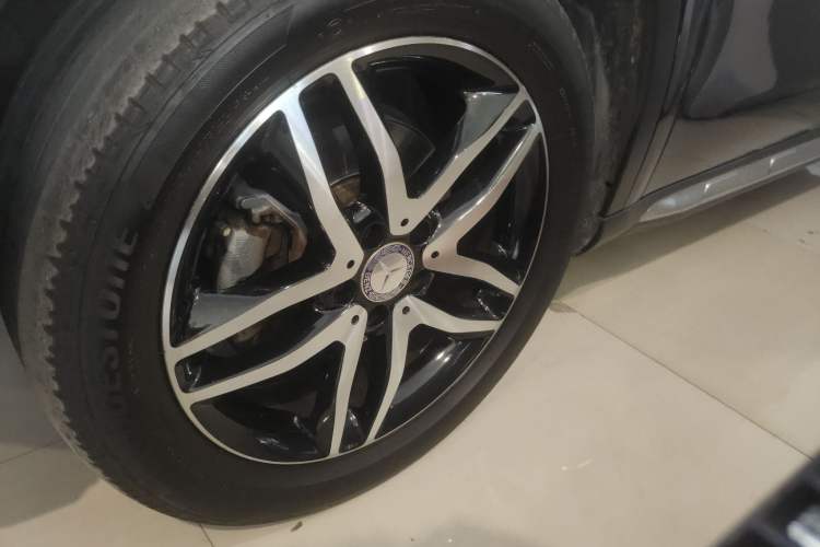 Used Mercedes-Benz GLA 2015 GLA 200 Fashion Model Exterior 3