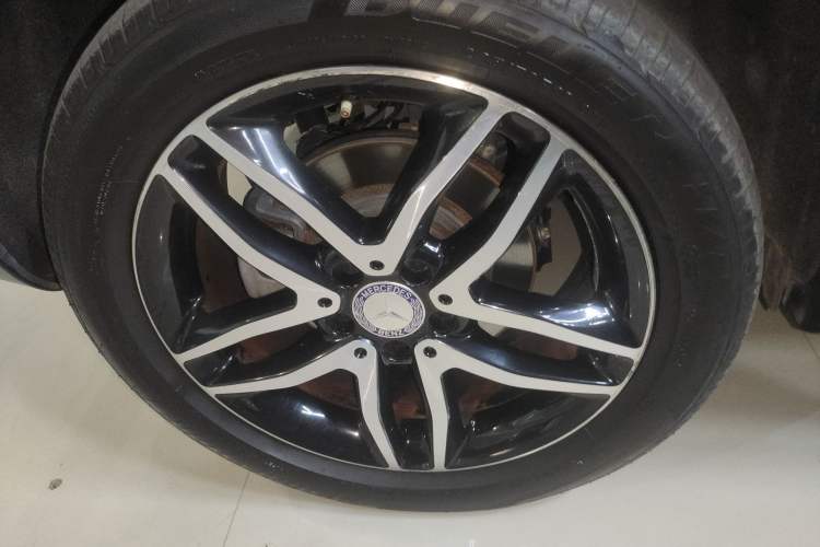 Used Mercedes-Benz GLA 2015 GLA 200 Fashion Model Exterior 4